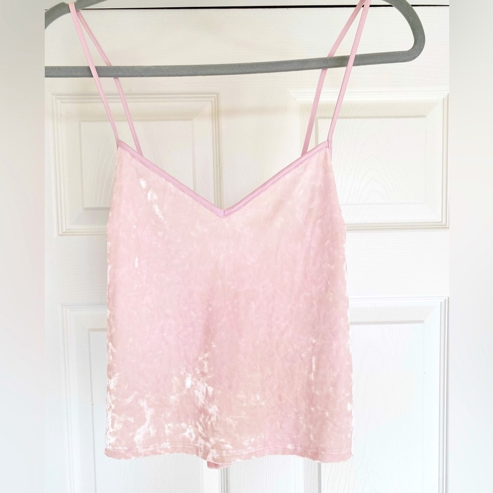 NIP Victoria’s Secret Cropped Velvet Cami in Pale Pink in Size Small or Medium